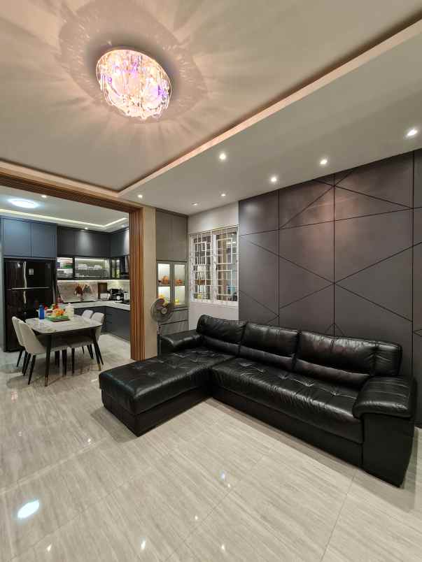 rumah hook furnished siap huni di palm blossom