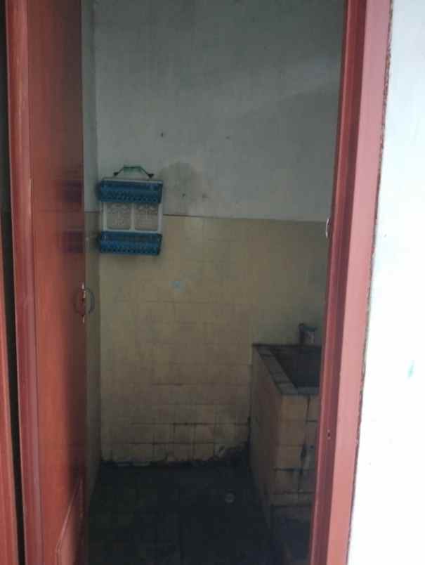 rumah hook strategis wisma asri