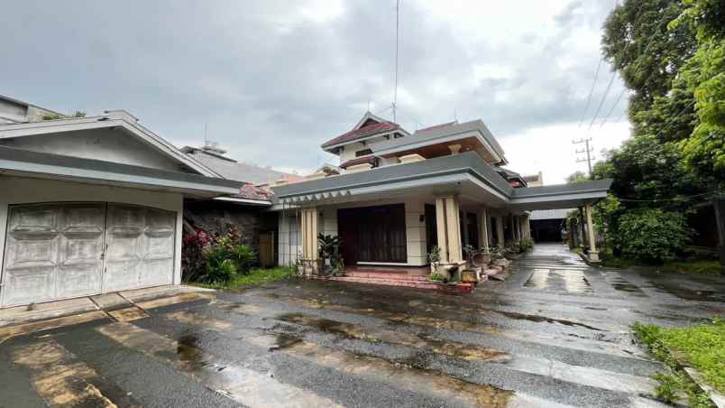 rumah jalan dr cipto malang dekat kampus unbra araya