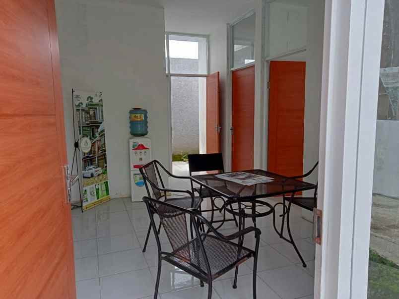 rumah jalan pesona lembah cidahu