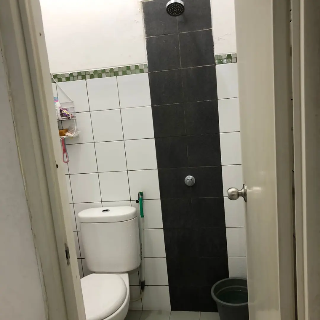 rumah jl andes raya blok bh 1