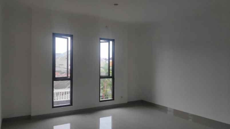 rumah jl jati makmur raya bekasi