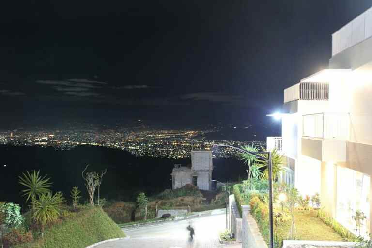 rumah jl pasir halang no 33