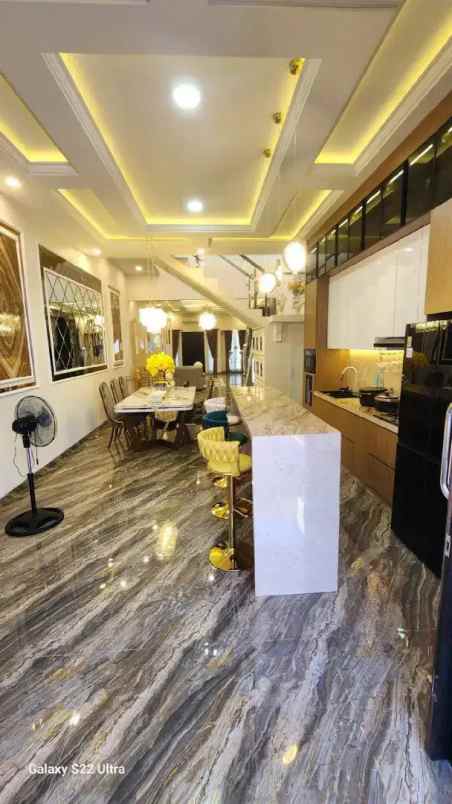 rumah kedinding new strategis full interior