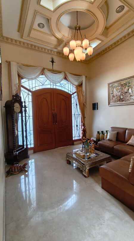 rumah klasik batununggal sayap buah batu bandung