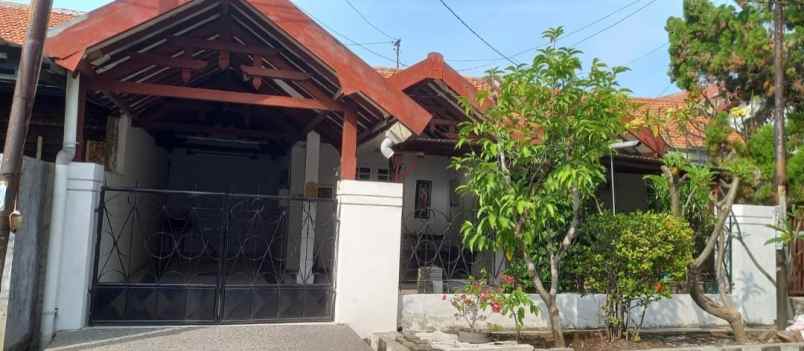 rumah lama murah di tenggilis surabaya selatan