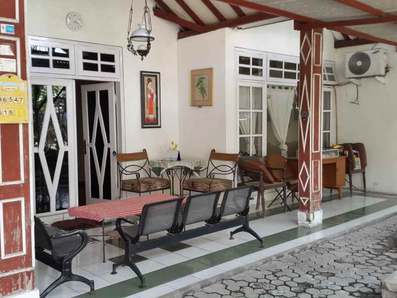 rumah lama murah di tenggilis surabaya selatan