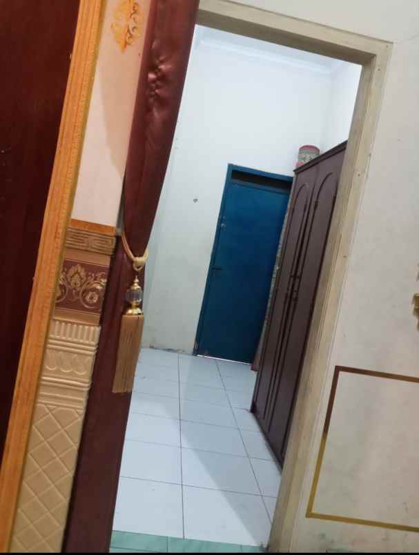 rumah luas 120m persegi bisa nego dekat stasiun