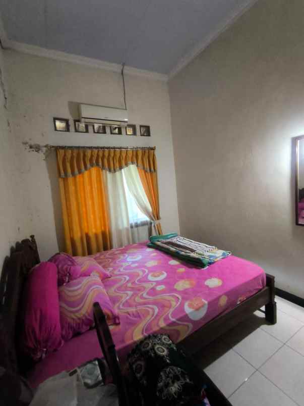 rumah manyaran semarang barat