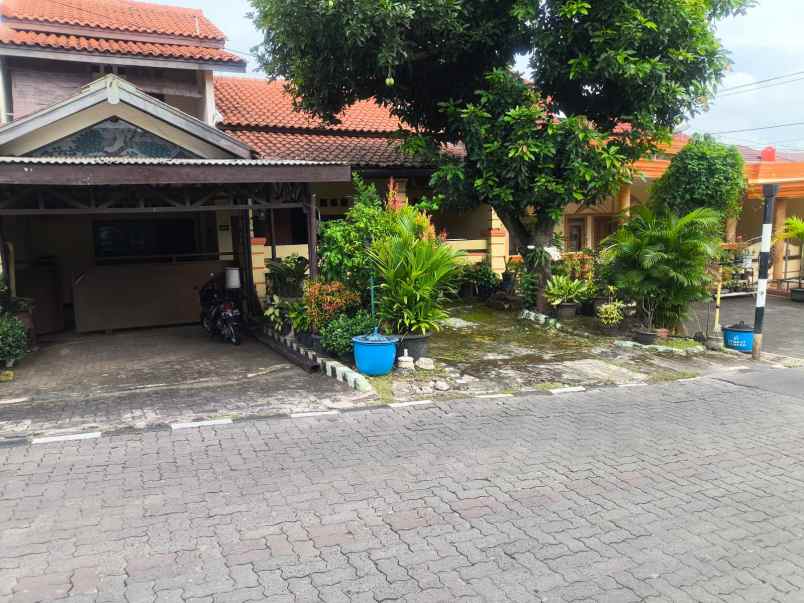 rumah manyaran semarang barat