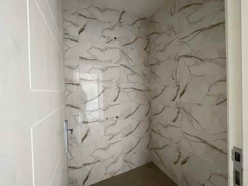 rumah mewah 2 lantai siap huni 0 jl raya di pandaan