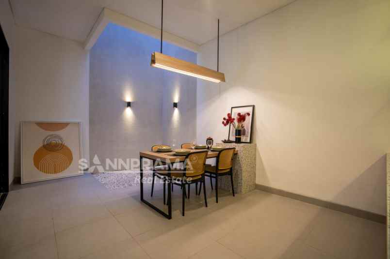 rumah mewah dalam townhouse di pondok cabe tang sel