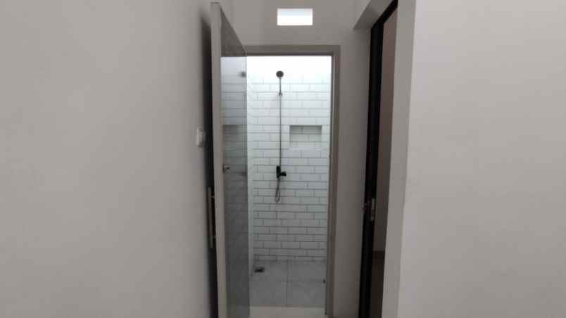 rumah minimalis ada carport harga paling murah