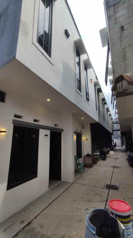rumah minimalis ada carport harga paling murah