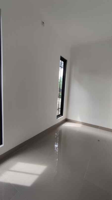 rumah minimalis ada carport harga paling murah