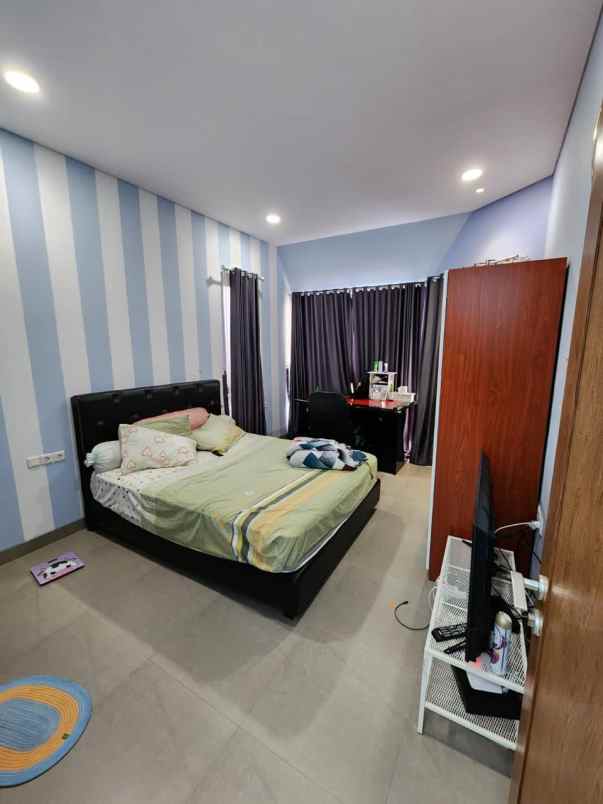 rumah minimalis ala jepang di citra garden