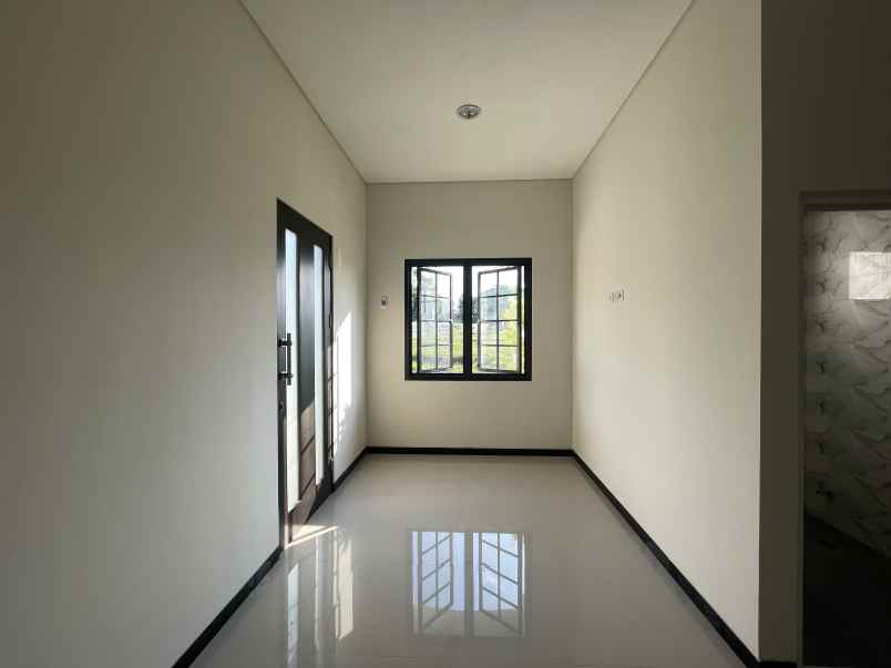 rumah minimalis american style 45 77 di pandaan