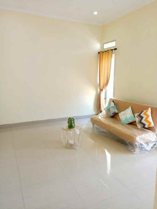 rumah minimalis dekat pusat kota