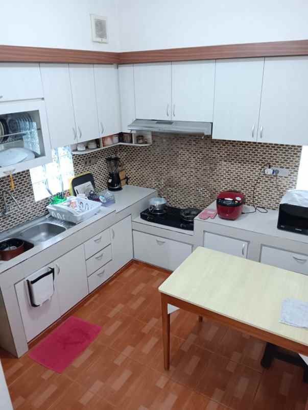 rumah minimalis full furnish di arcamanik bandung