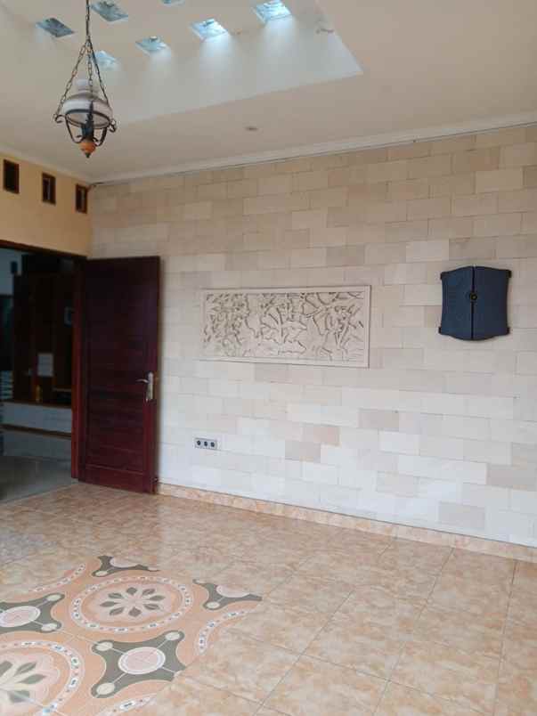 rumah minimalis full furnish di arcamanik bandung