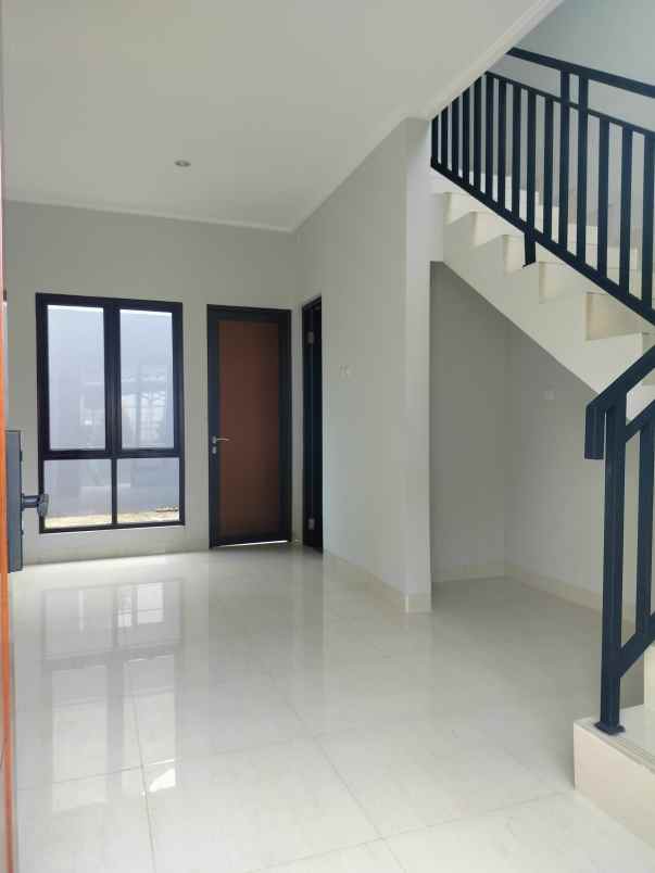 rumah murah 2 lantai sawangan depok