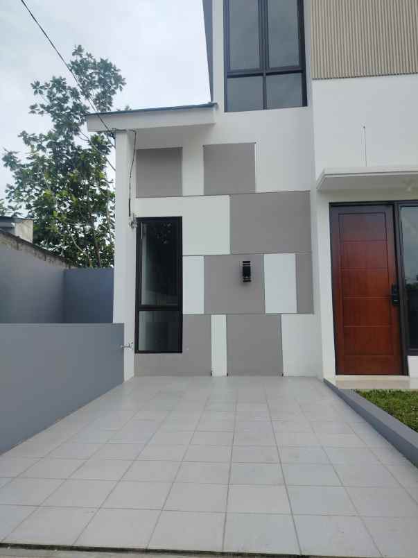 rumah murah 2 lantai sawangan depok