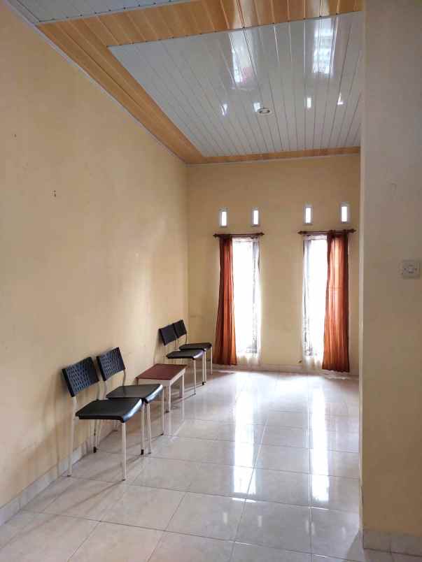 rumah nyaman akses mudah dekat jalan kaliurang