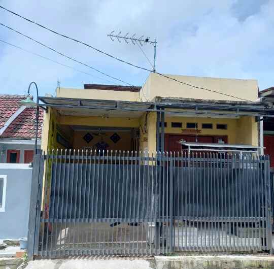 rumah perumahan karang satria