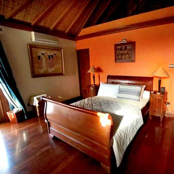 rumah pondok indah jakarta selatan