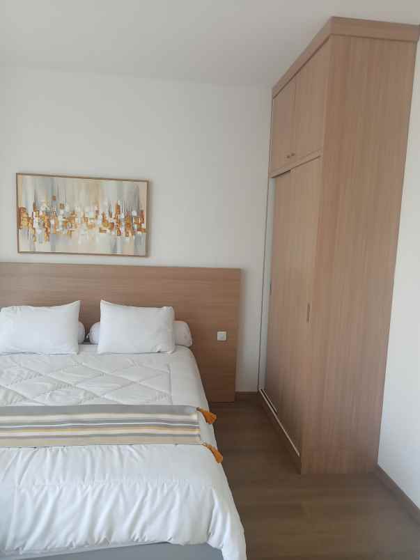 rumah resort strategis sawangan depok