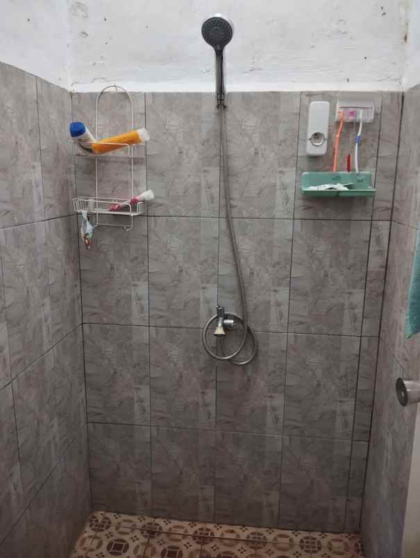 rumah sariwangi regency murah 7 menit polban siap huni