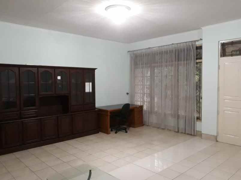 rumah second 2 lantai murah siap huni dibangka jaksel