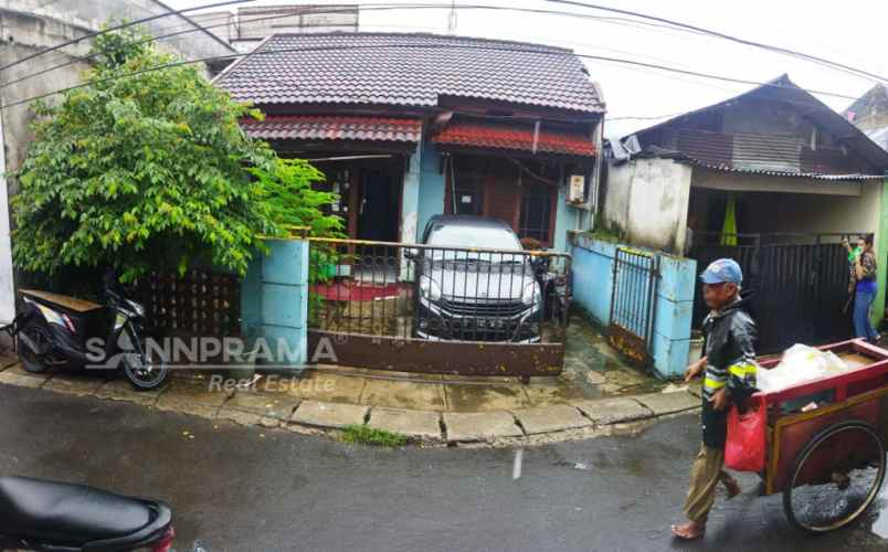 rumah second tanah luas ciputat sdh