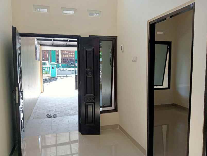 rumah semarang barat baru shm di wologito free kanopi