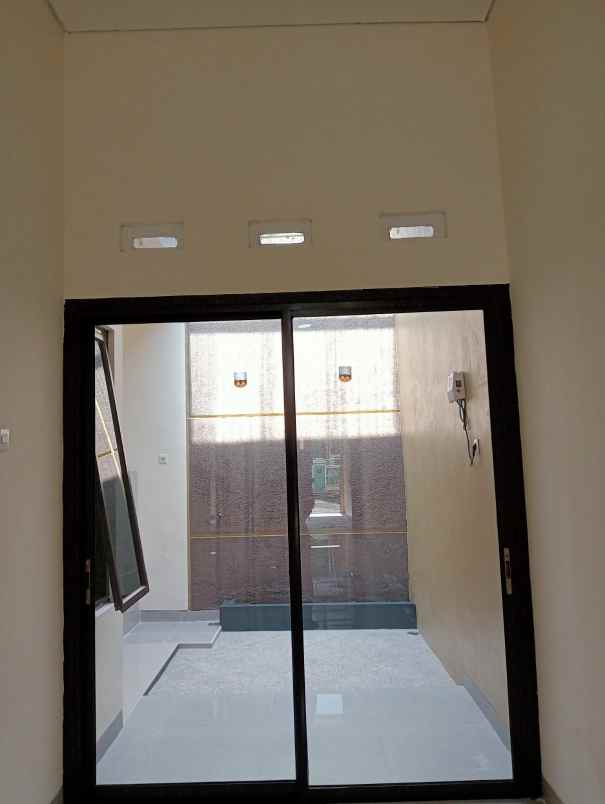 rumah semarang barat baru shm di wologito free kanopi