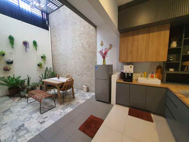 rumah siap huni full furnished rempoa lt 105 lb 118