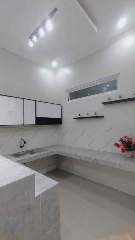 rumah siap huni lokasi strategis di griyaloka bsd
