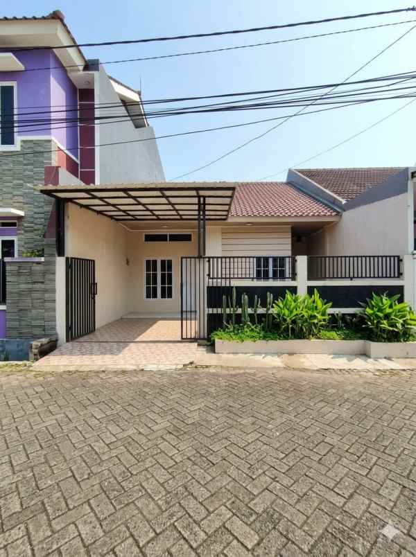 rumah siap huni lokasi strategis di griyaloka bsd