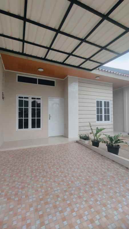 rumah siap huni lokasi strategis di griyaloka bsd