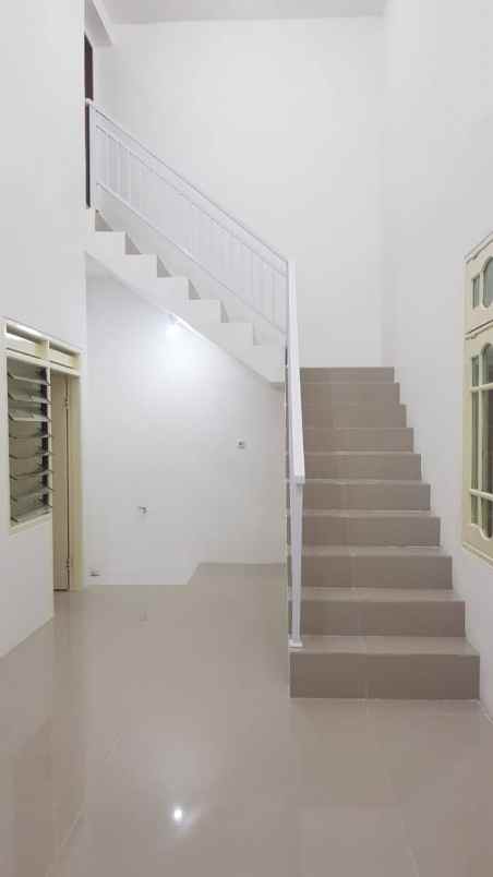 rumah siap huni nirwana eksekutif row jalan 3 mobil