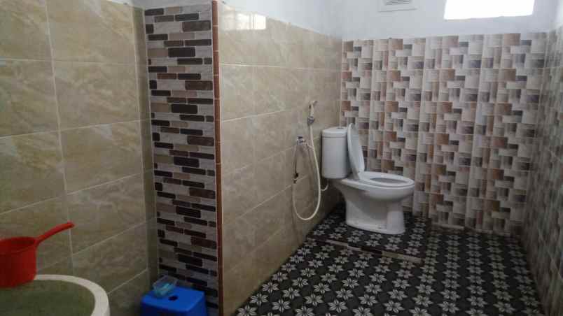 rumah super luas usaha toko material