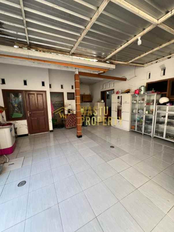 rumah tepi jalan cocok untuk usaha di ngaglik sleman