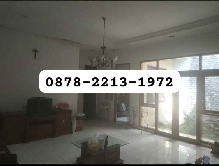 rumah terawat dekat ke kampus satu university