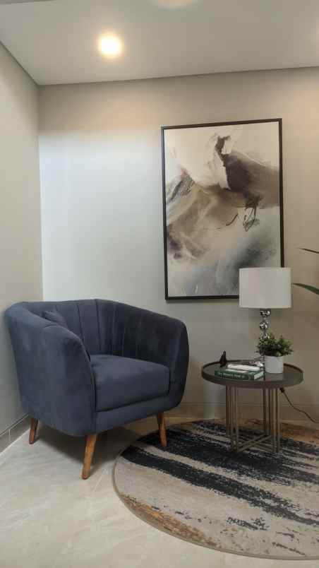 sebelahan toll lkr jakarta privet home