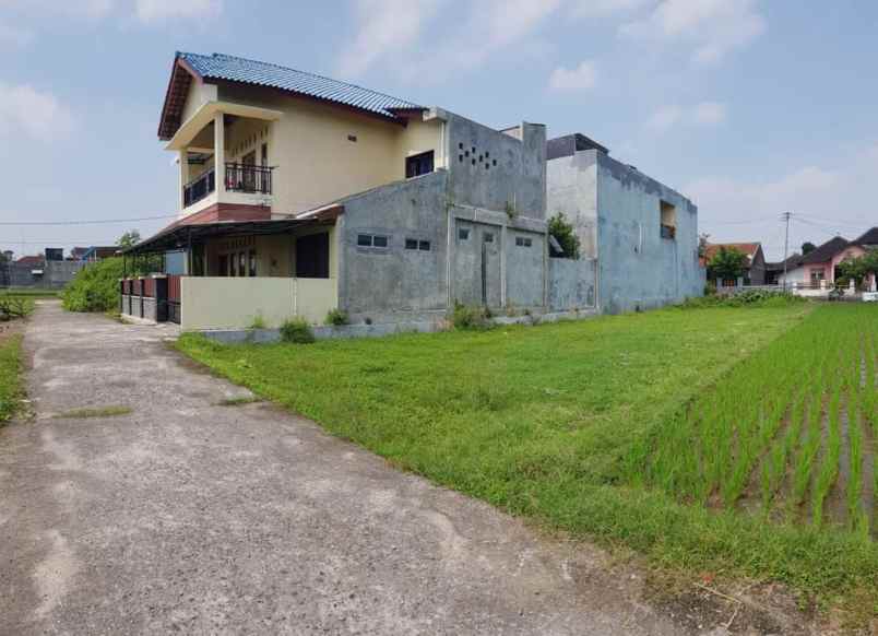 super strategis tanah datar 210m kota karanganyar