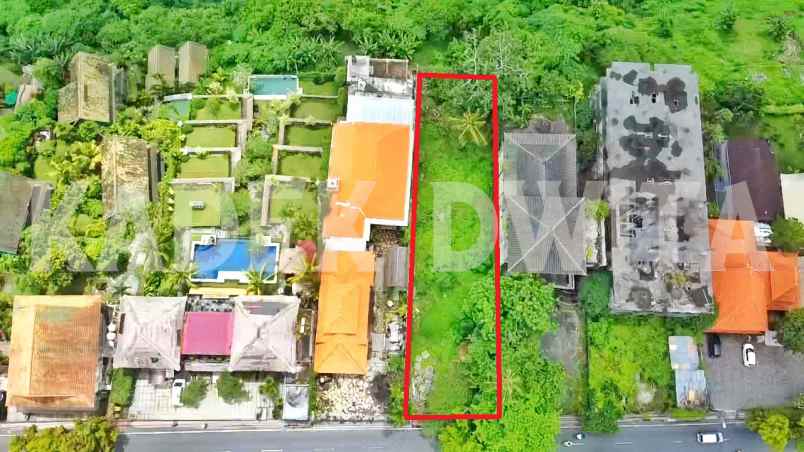 tanah jalan raya campuhan