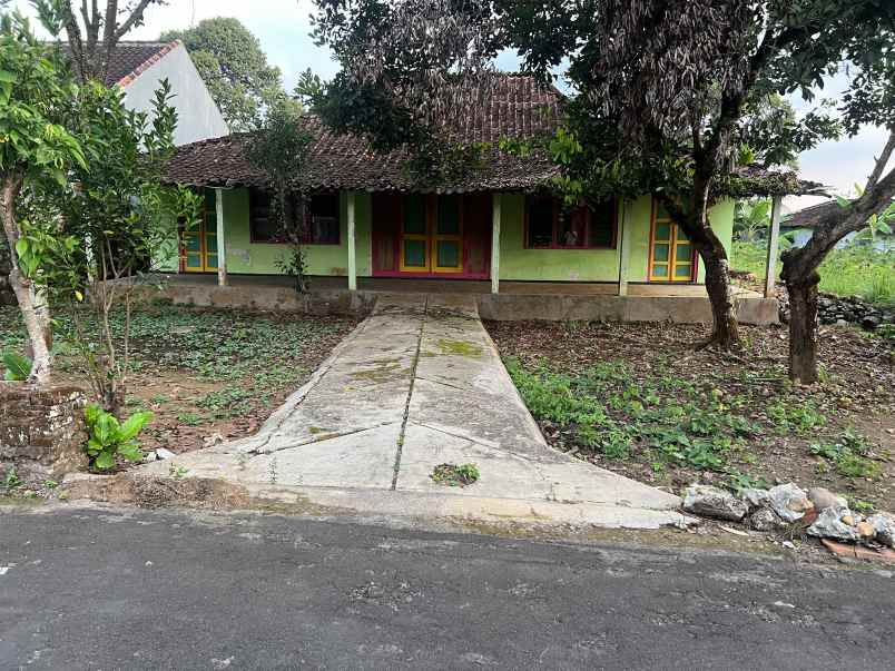 tanah karangpandan 432m bonus rumah sederhana