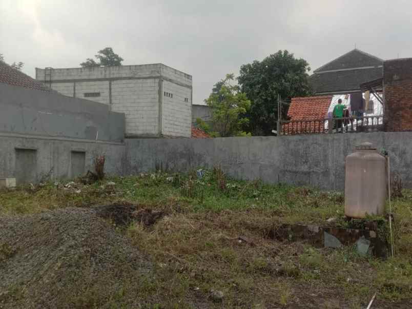 tanah kosong komersial dijual di jalan raya bogor