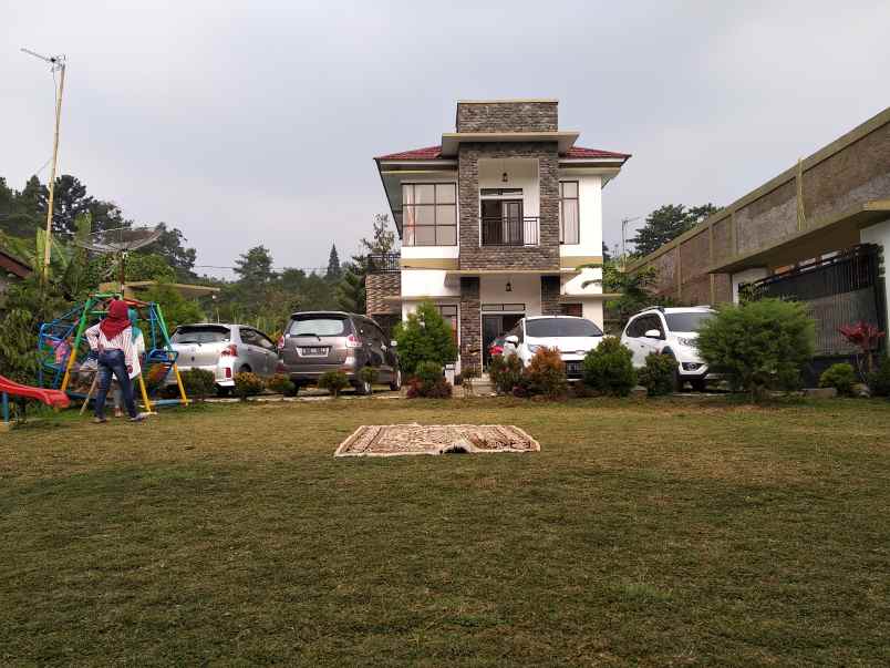 villa alamat jalan cisaru km 80