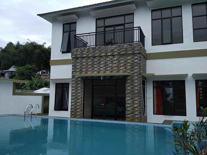 villa alamat jalan cisaru km 80